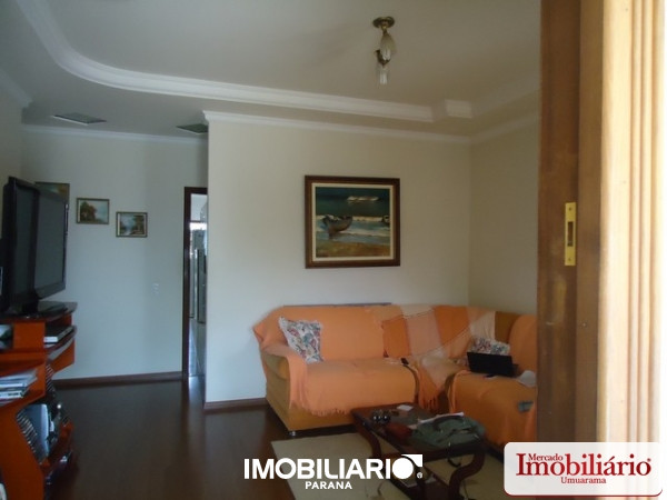 Residência para  Venda em Umuarama pela Ilto Marchi