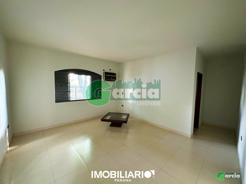 Residência para  Venda em Umuarama pela Garcia Imóveis