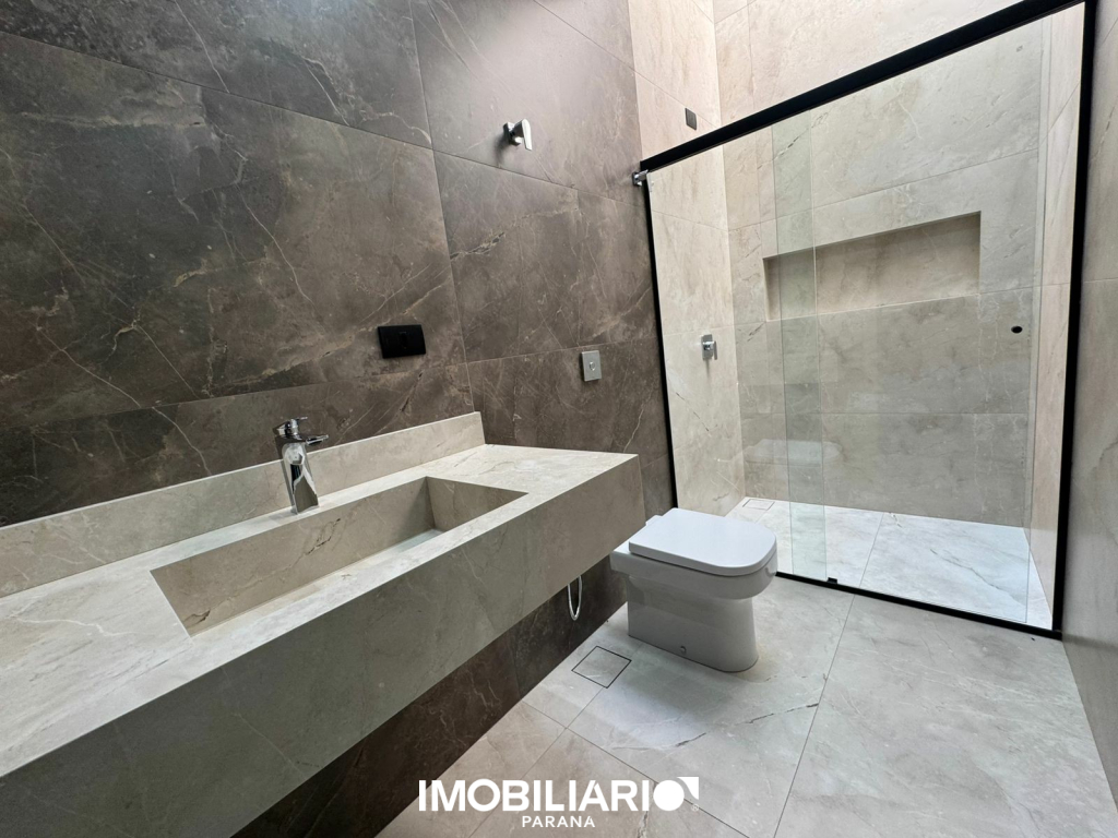 Residência para  Venda em Umuarama pela Garcia Imóveis