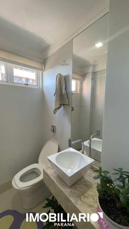 Apartamento para  Venda em Campo Mourão pela Casa fácil