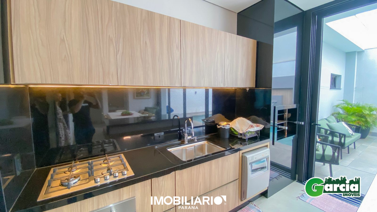 Residência para  Venda em Umuarama pela Garcia Imóveis