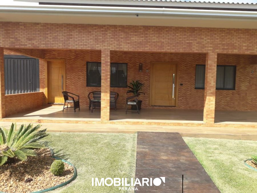 Residência para  Venda em Campo Mourão pela Tapowik Imóveis