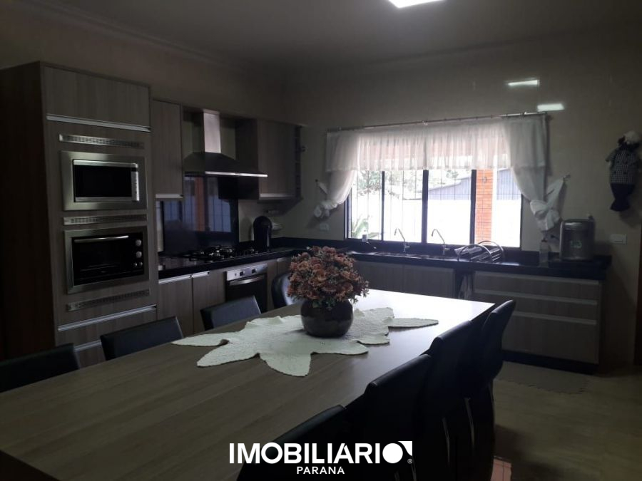 Residência para  Venda em Campo Mourão pela Tapowik Imóveis