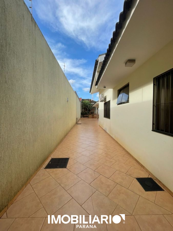 Residência para  Venda em Campo Mourão pela Tapowik Imóveis