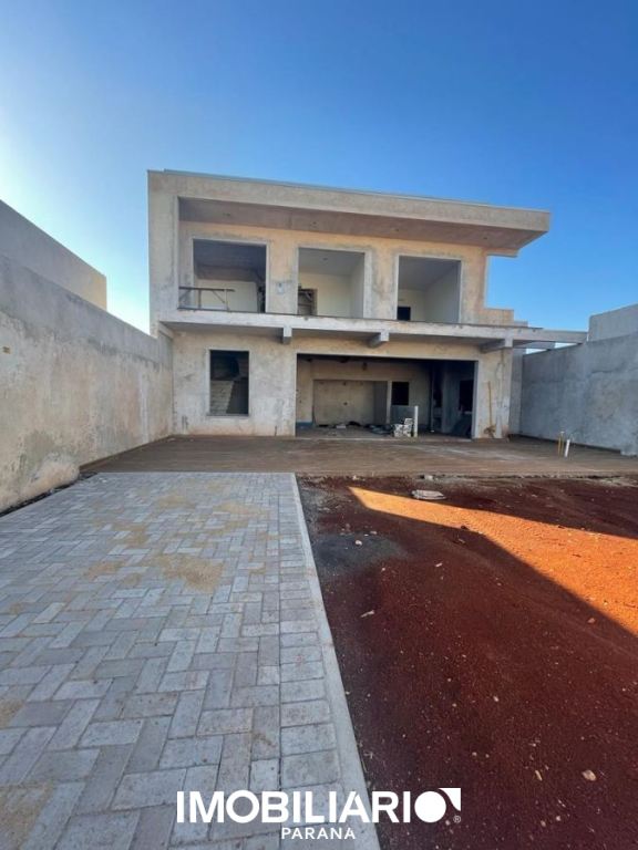 Sobrado para  Venda em Campo Mourão pela Tapowik Imóveis