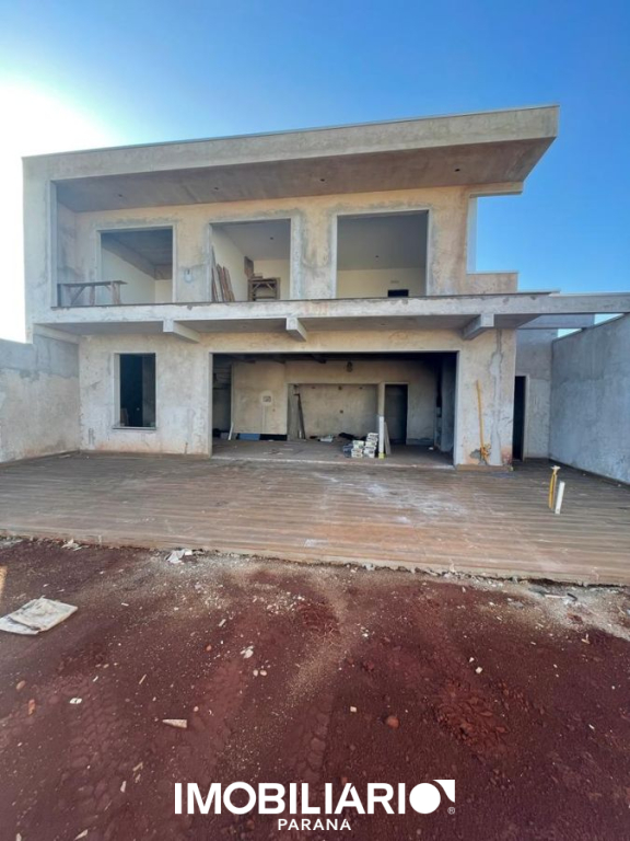 Sobrado para  Venda em Campo Mourão pela Tapowik Imóveis