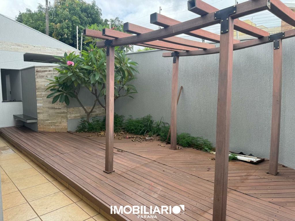 Residência para  Venda em Umuarama pela Garcia Imóveis