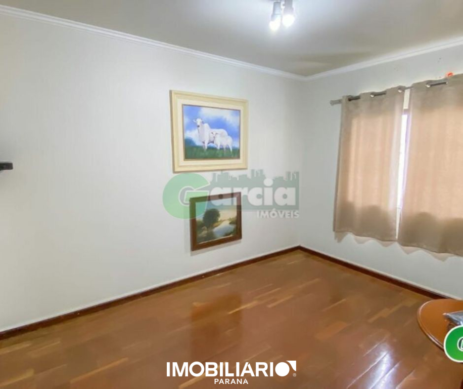 Sobrado para  Alugar em Umuarama pela Garcia Imóveis