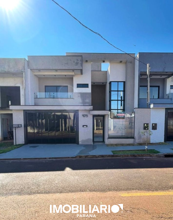 Sobrado para  Venda em Campo Mourão pela Tapowik Imóveis