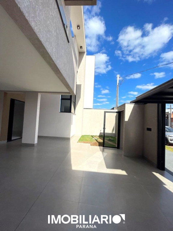 Sobrado para  Venda em Campo Mourão pela Tapowik Imóveis