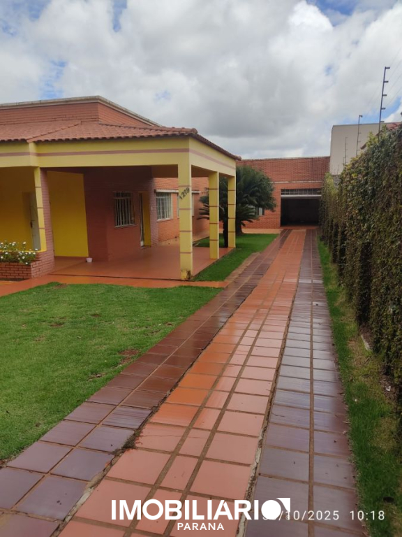 Residência para  Alugar em Campo Mourão pela Tapowik Imóveis