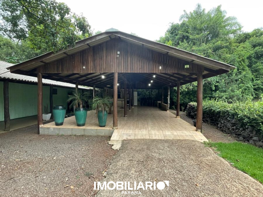 Chácara para  Venda em Campo Mourão pela Tapowik Imóveis