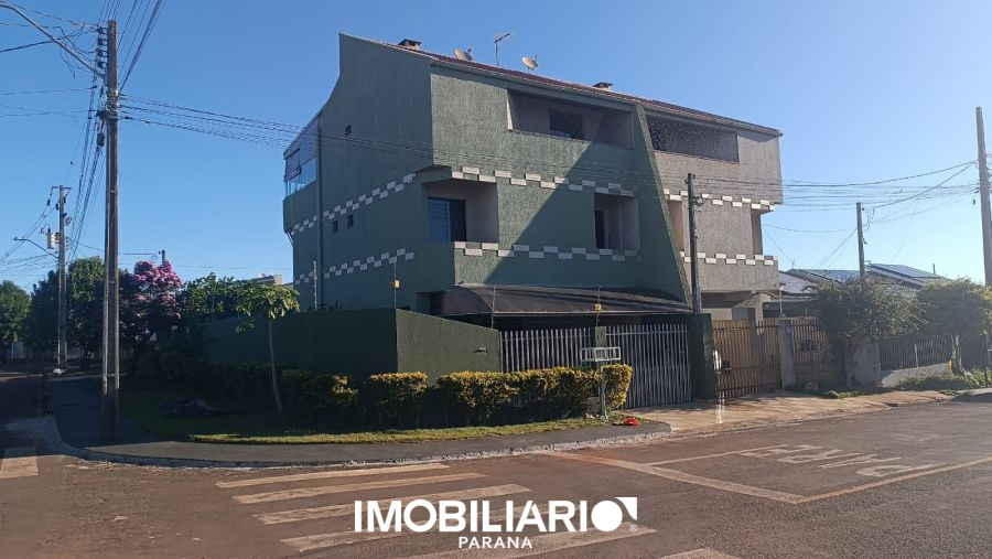 Sobrado para  Alugar em Campo Mourão pela Tapowik Imóveis