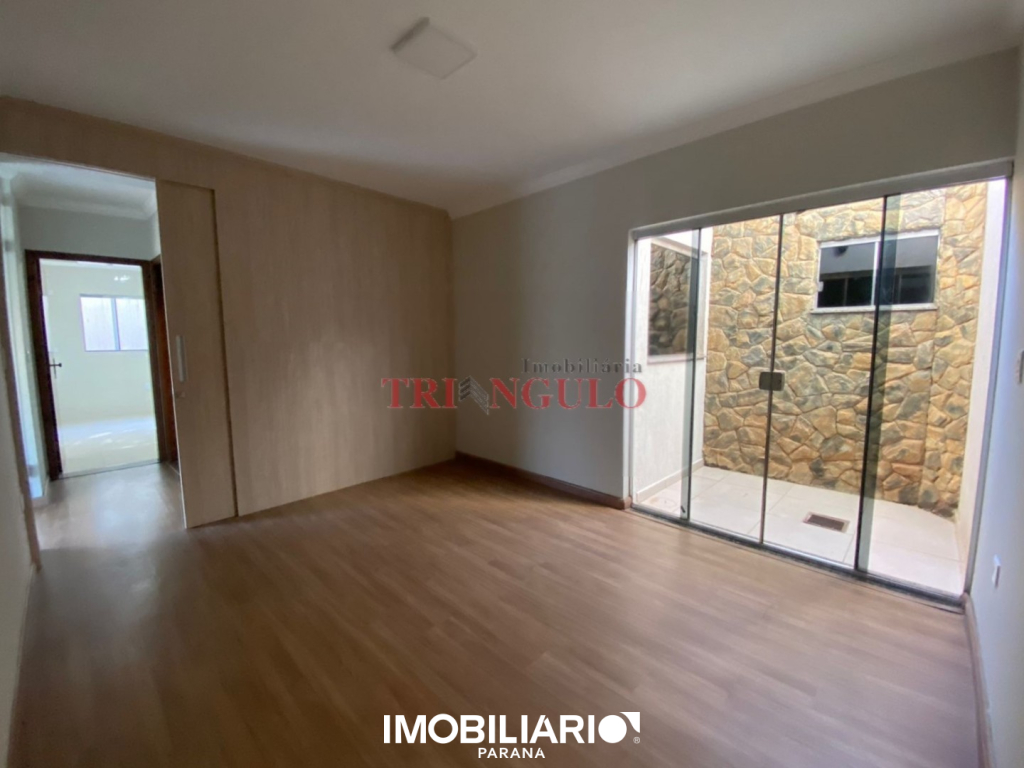 Sobrado para  Venda em Umuarama pela Imobiliária Triangulo