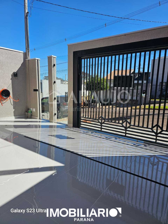 Residência para  Venda em Umuarama pela Araujo