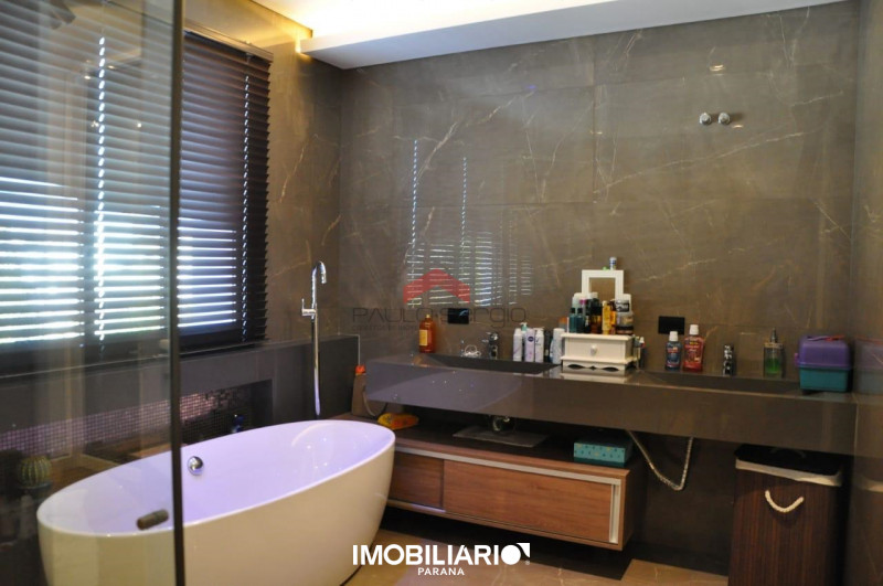 Casa Em Condomínio para  Venda em Umuarama pela Paulo Sergio