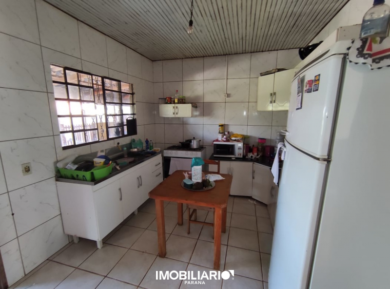 Residência para  Venda em Umuarama pela Delta