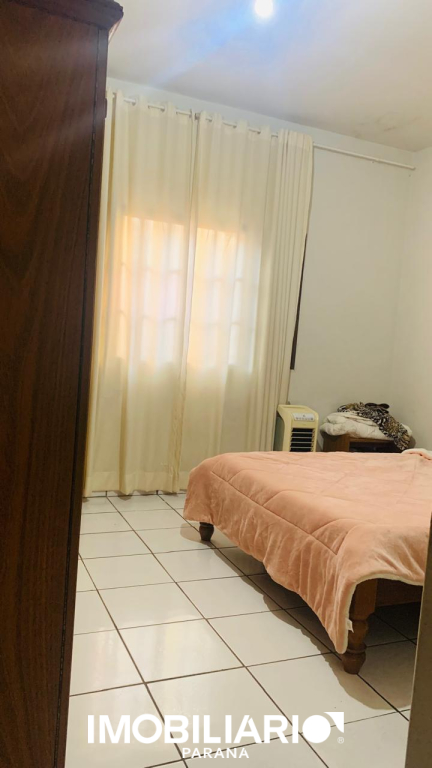 Residência para  Venda em Umuarama pela Elisia Neves