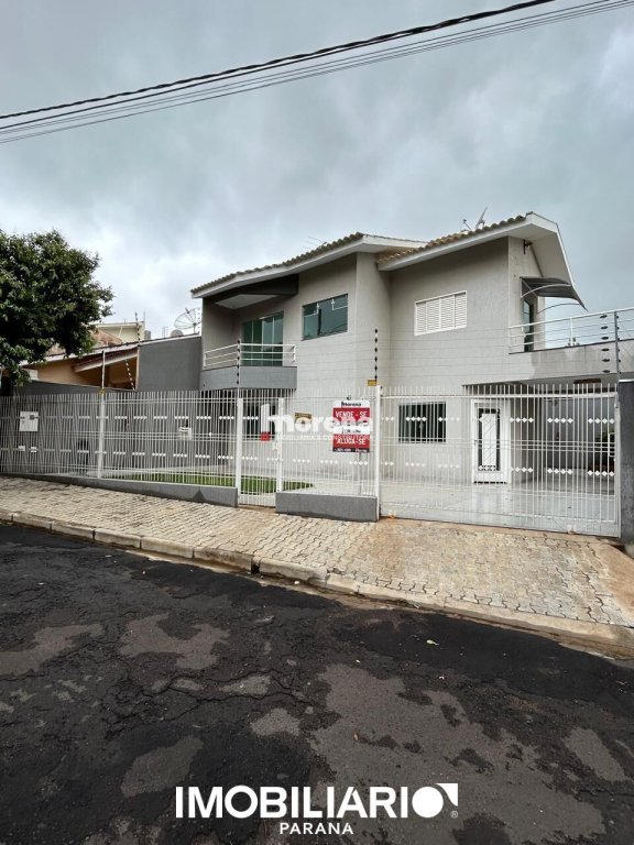 Sobrado para  Alugar em Umuarama pela Morena imobiliária e construtora