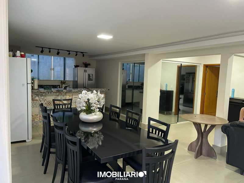 Residência para  Venda em Umuarama pela Babolim