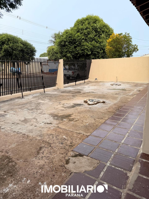 Residência para  Alugar em Umuarama pela Caetano & Otávio