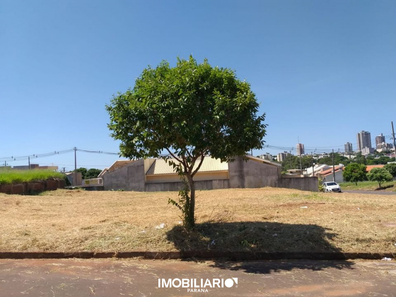 Terreno para  Venda em Umuarama pela Delta