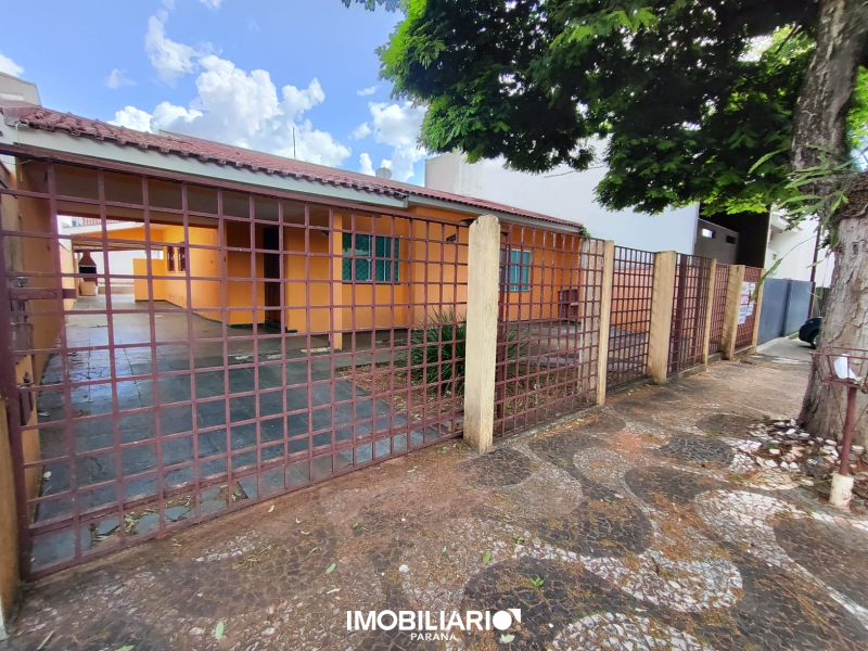 Residência para  Venda em Umuarama pela Delta