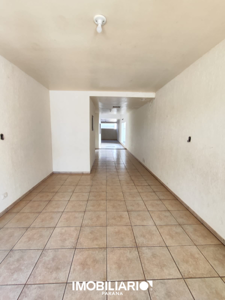 Residência para  Venda em Umuarama pela Delta