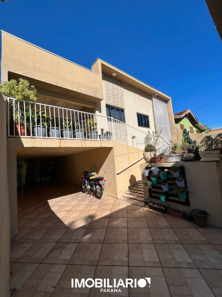 Residência para  Venda em Umuarama pela Garcia Imóveis