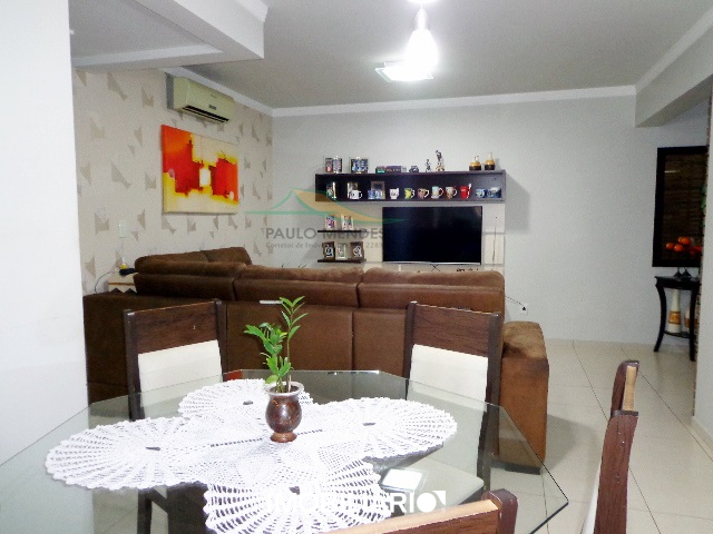 Apartamento para  Venda em Umuarama pela Araujo