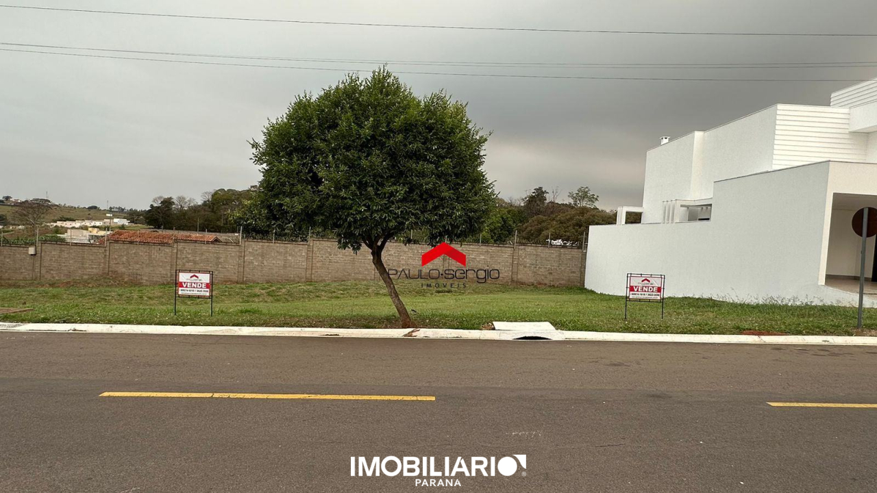 Terreno para  Venda em Umuarama pela Paulo Sergio