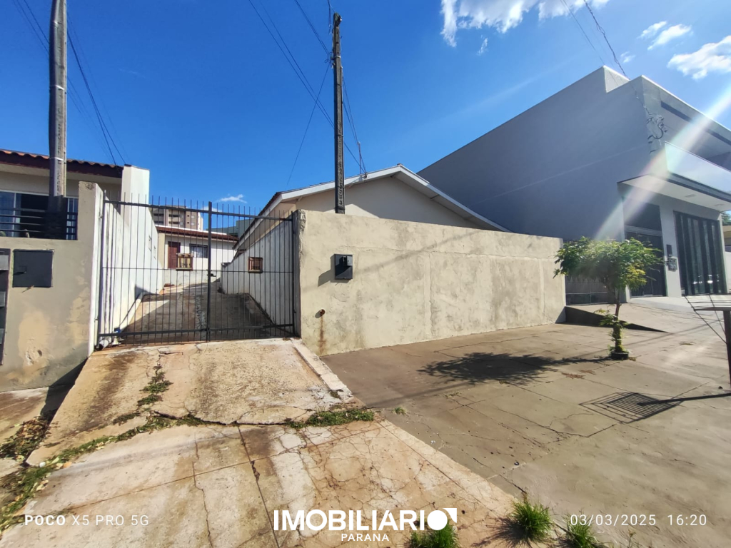 Residência para  Venda em Umuarama pela Delta