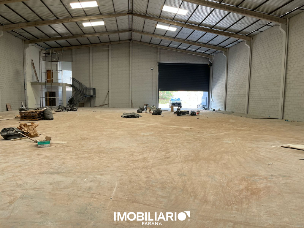 Salão Comercial para  Alugar em Umuarama pela Caetano & Otávio