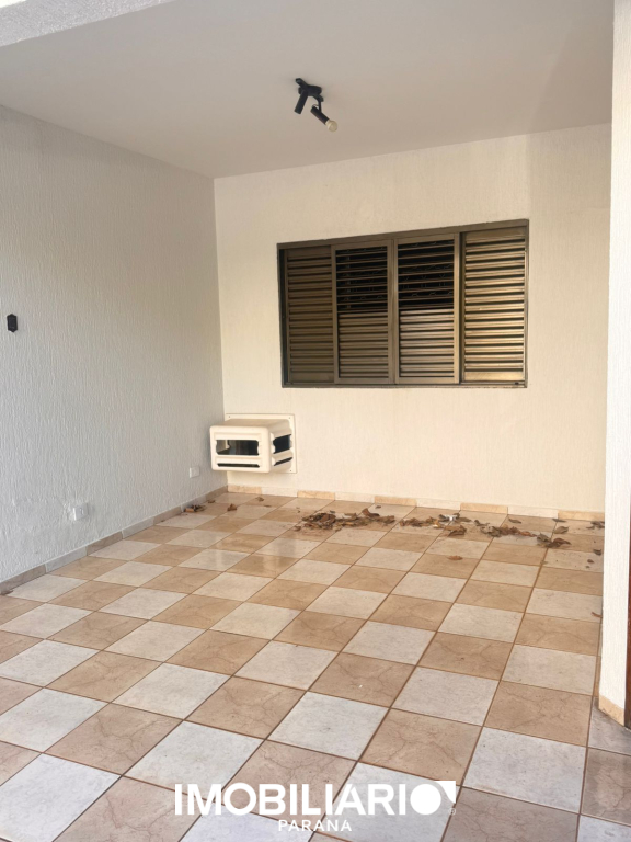 Residência para  Alugar em Umuarama pela Caetano & Otávio