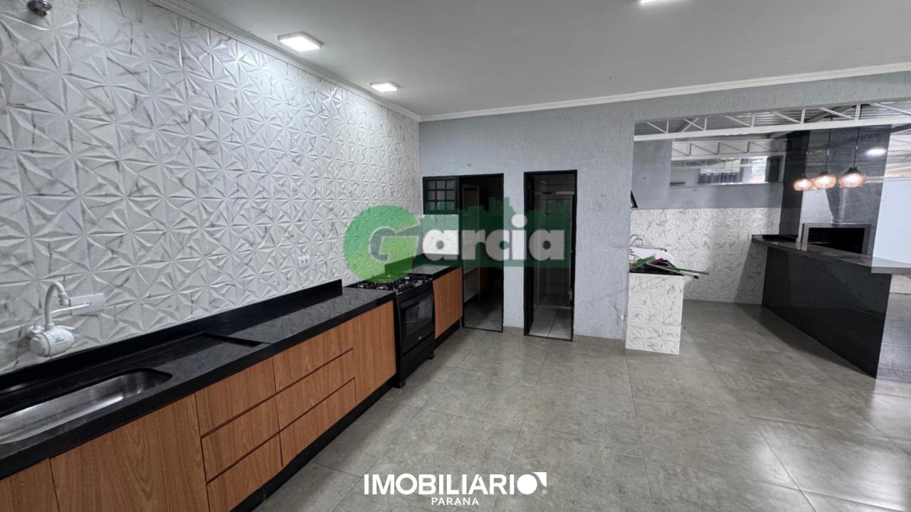 Residência para  Venda em Umuarama pela Garcia Imóveis