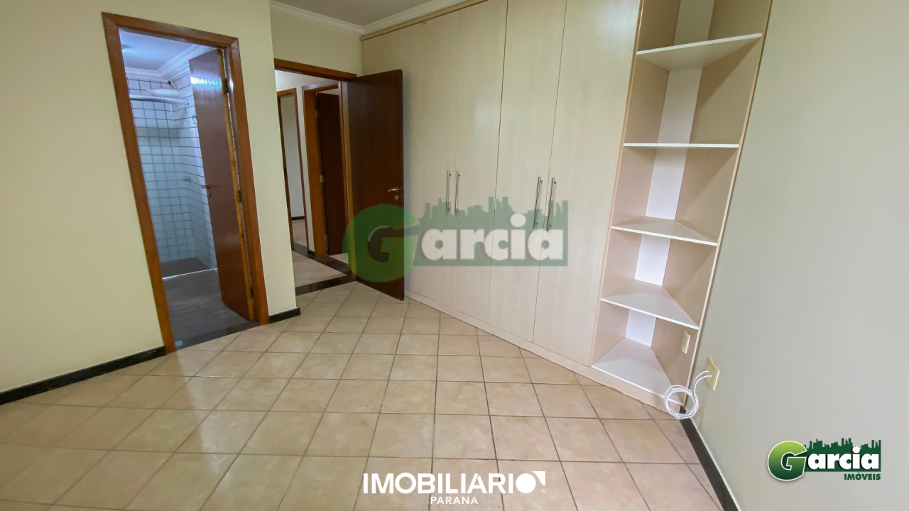 Apartamento para  Venda em Umuarama pela Garcia Imóveis