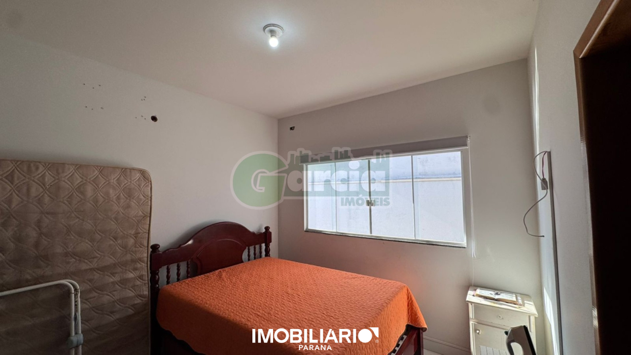 Residência para  Venda em Umuarama pela Garcia Imóveis