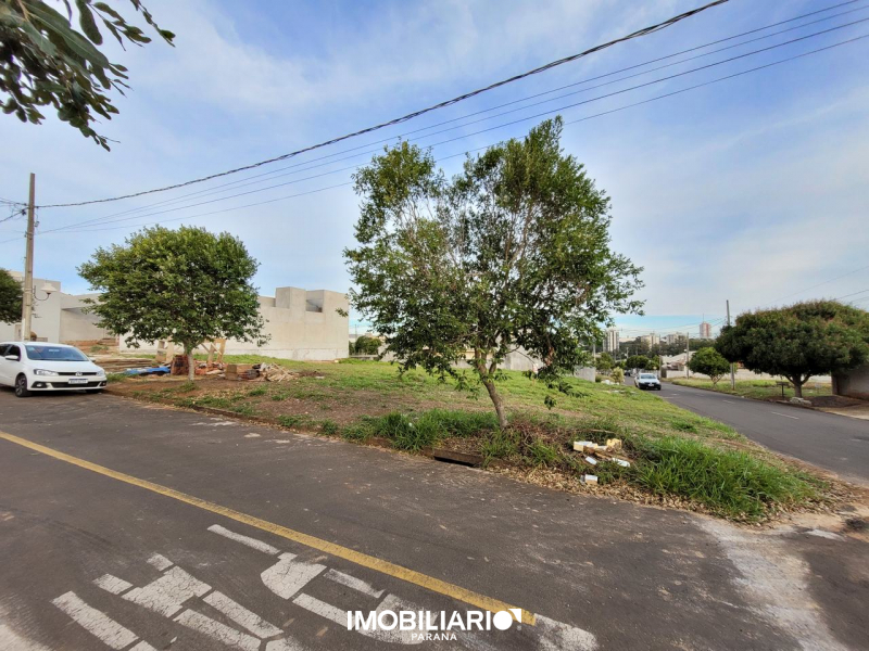 Terreno para  Venda em Umuarama pela Delta