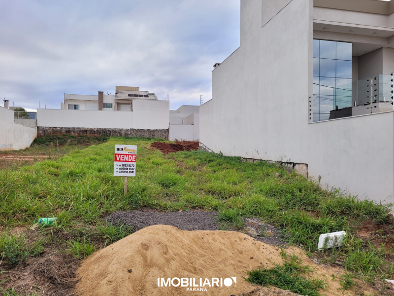 Terreno para  Venda em Umuarama pela Delta