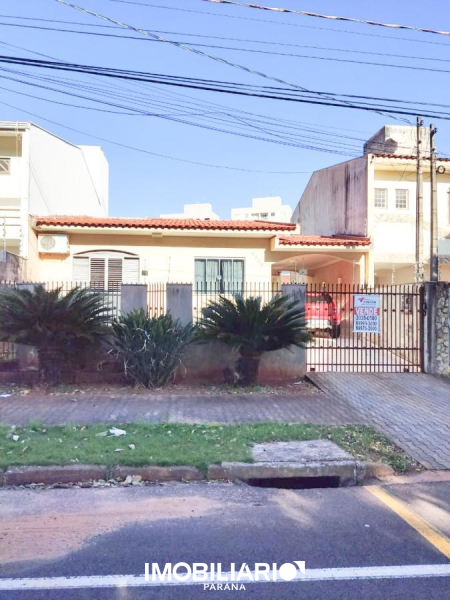 Residência para  Venda em Umuarama pela Shiotani Imóveis