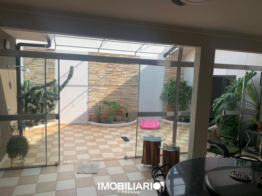 Residência para  Venda em Umuarama pela Shiotani Imóveis