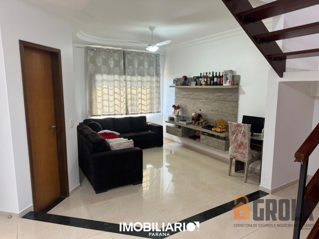 Sobrado para  Venda em Campo Mourão pela Grola Negócios Imobiliários