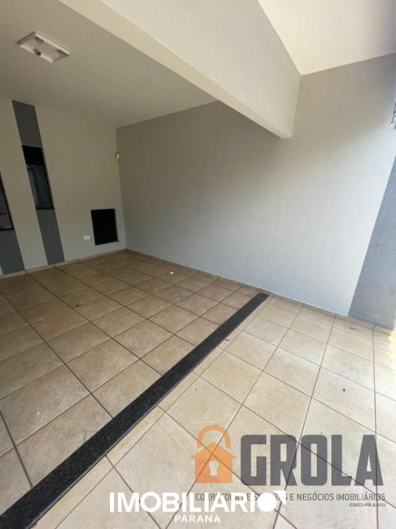 Sobrado para  Venda em Campo Mourão pela Grola Negócios Imobiliários