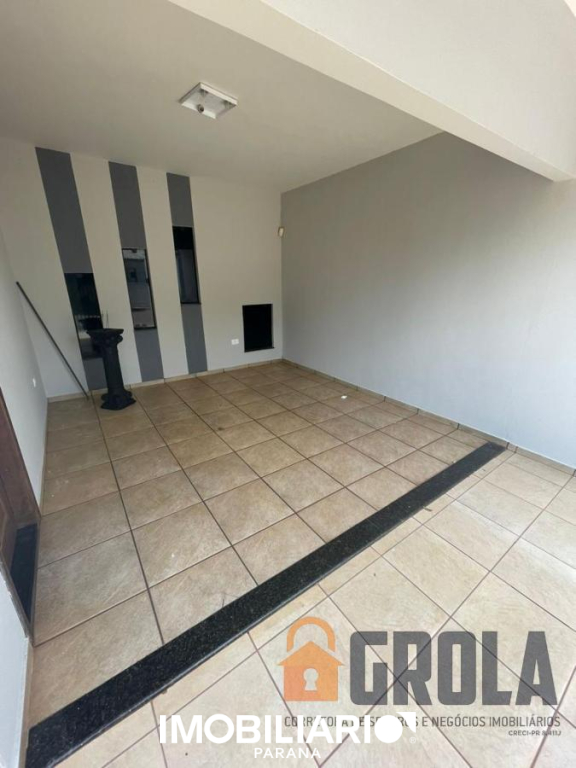 Sobrado para  Venda em Campo Mourão pela Grola Negócios Imobiliários