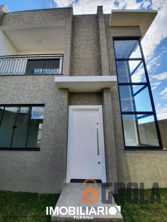 Sobrado para  Venda em Campo Mourão pela Grola Negócios Imobiliários