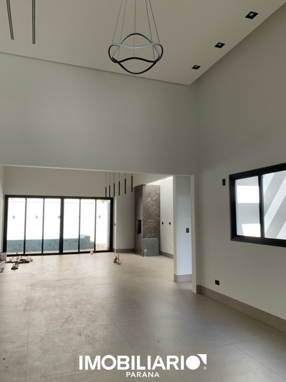 Residência para  Venda em Umuarama pela Imobiliária Amizade