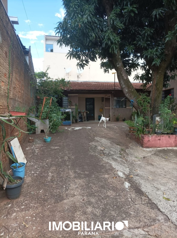 Prédio Comercial para  Venda em Umuarama pela Imobiliária Amizade