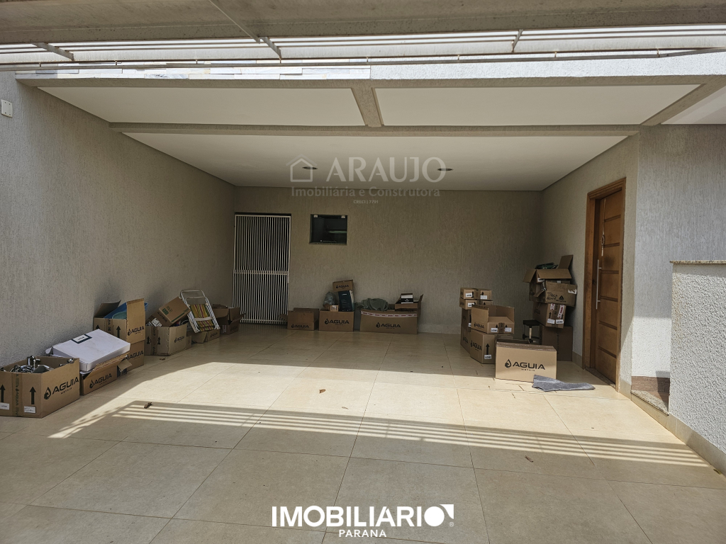 Sobrado para  Venda em Umuarama pela Araujo