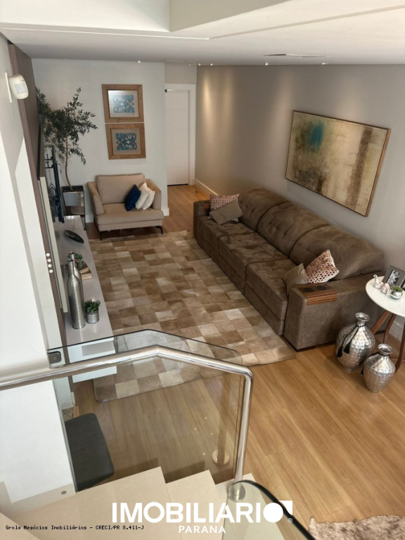 Sobrado para  Venda em Campo Mourão pela Grola Negócios Imobiliários