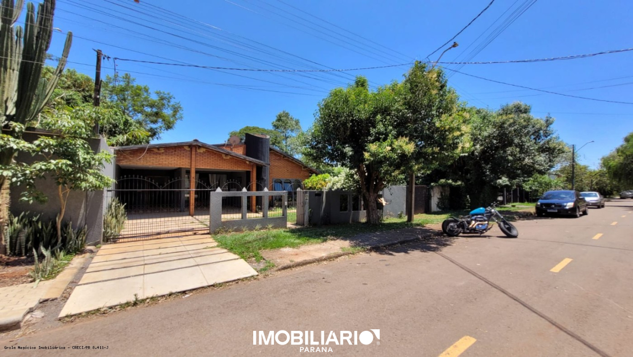 Residência para  Venda em Campo Mourão pela Grola Negócios Imobiliários